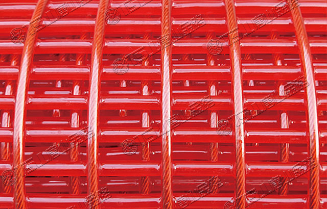 篩分設(shè)備選用聚氨酯篩網(wǎng)，高耐磨、壽命長