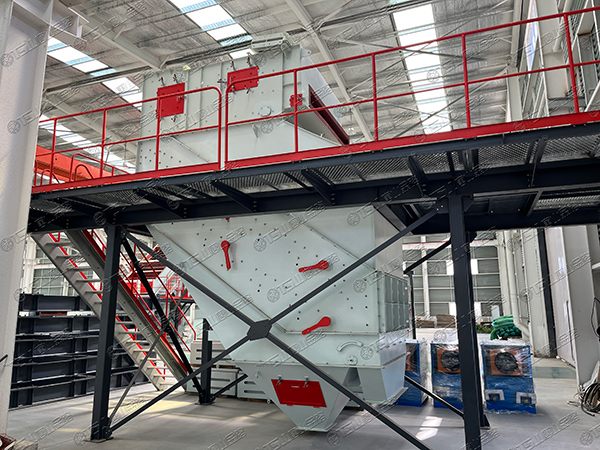 高頻篩，細(xì)物料篩分專家，效率高還不堵孔